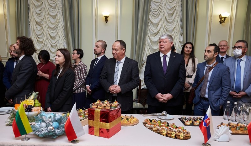 Почесний консул Словаччини у Харкові був нагороджений відзнакою мера Харкова Почесний консул Словаччини у Харкові був нагороджений відзнакою мера Харкова